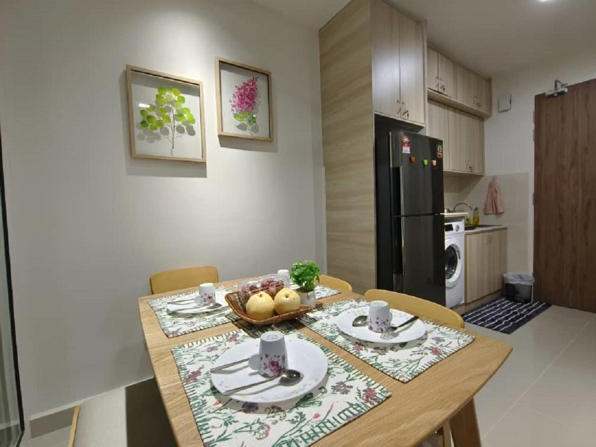 Relaxing Suite @Suzana The Shore Kota Kinabalu Luaran gambar